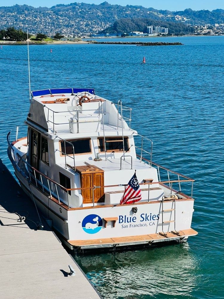 CHB Trawler 35 | Blue Skies