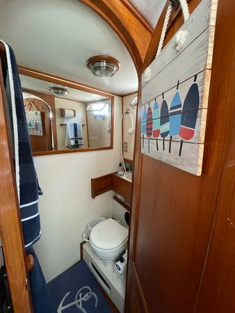 CHB Trawler 35 | Blue Skies