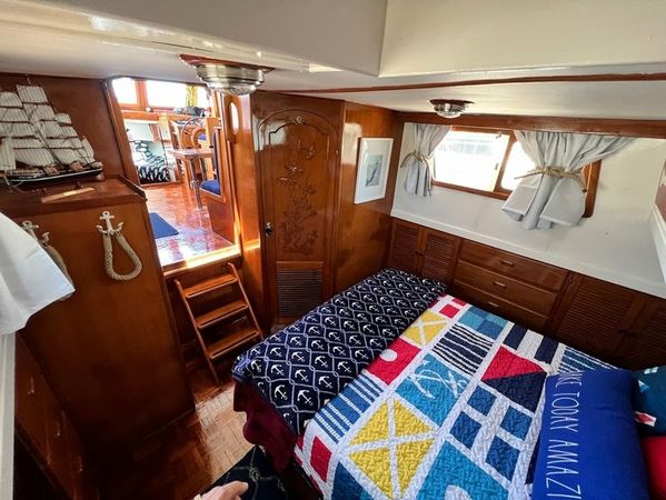 CHB Trawler 35 | Blue Skies