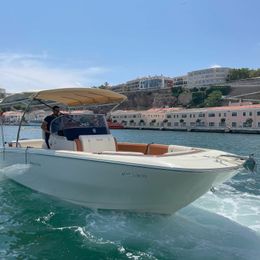 Invictus 270 | Thais