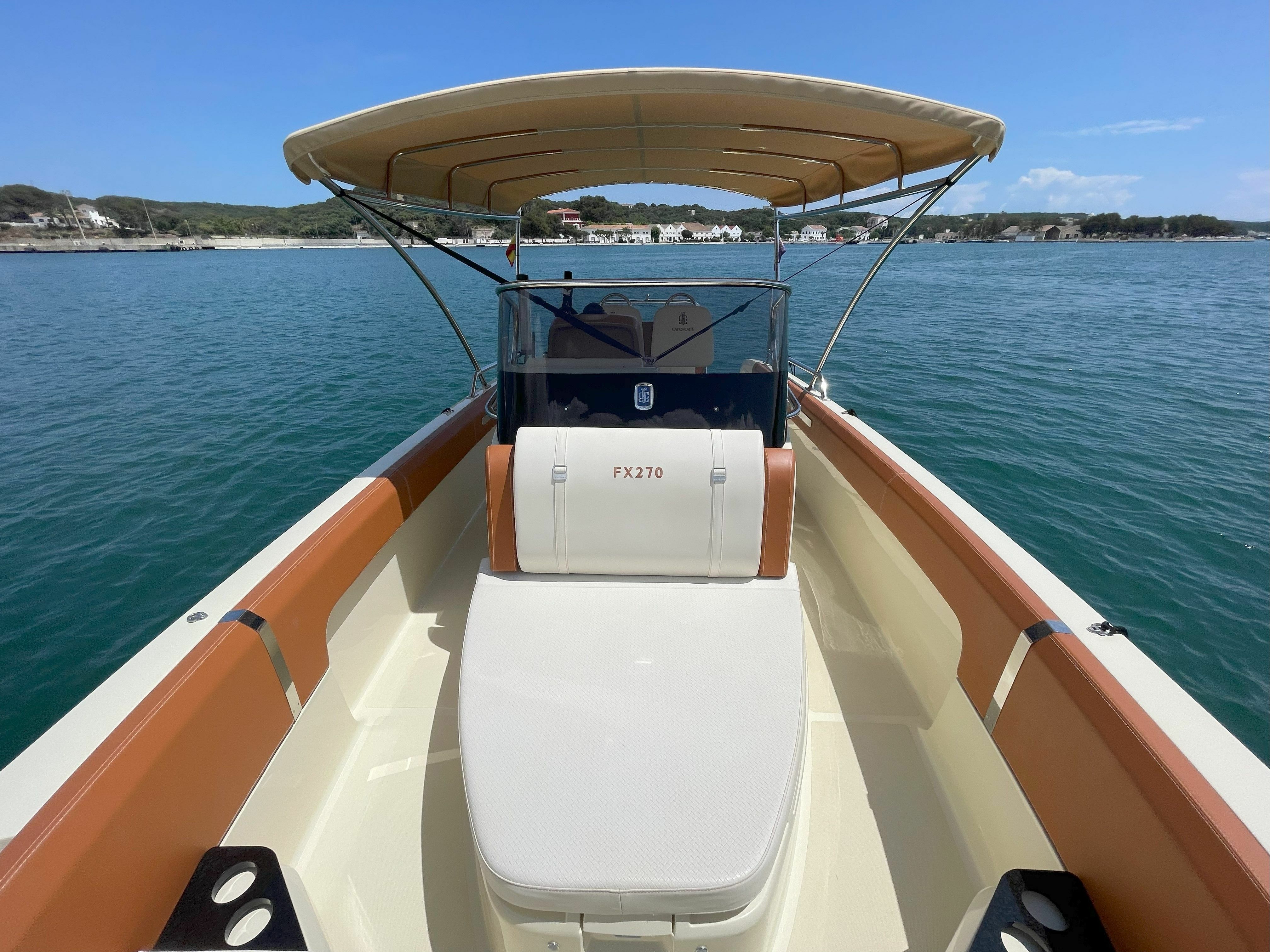 Invictus 270 | Thais