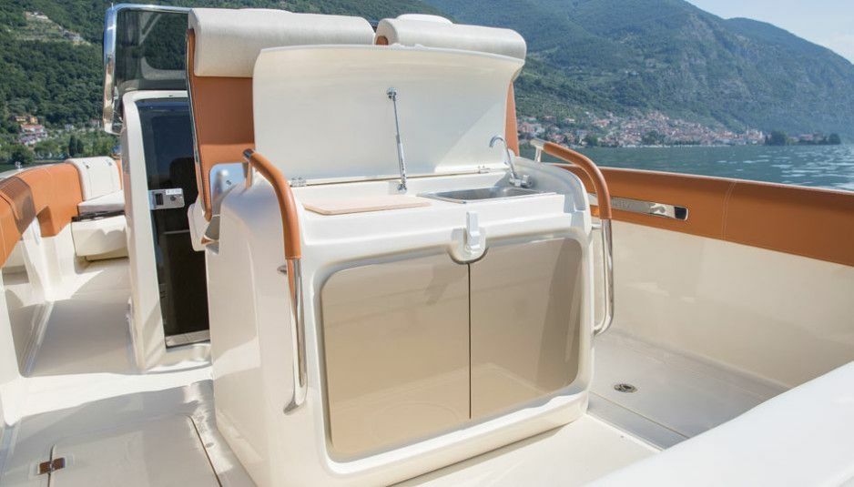 Invictus 270 | Thais