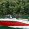 Sea Ray 230 | Czerwony