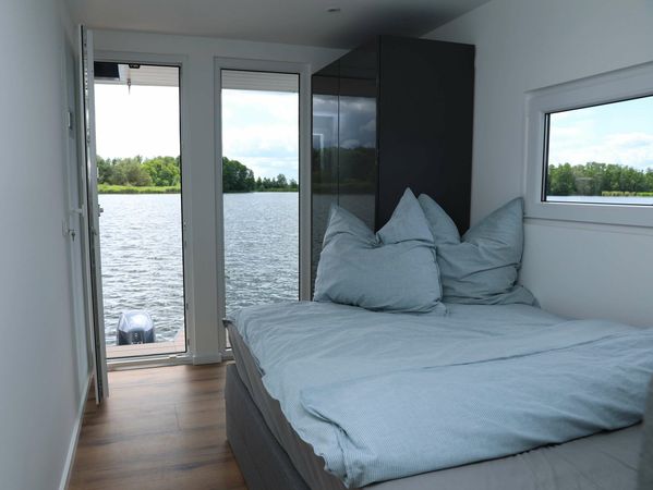 Mein Hausboot HB 05 | Sonnenschein