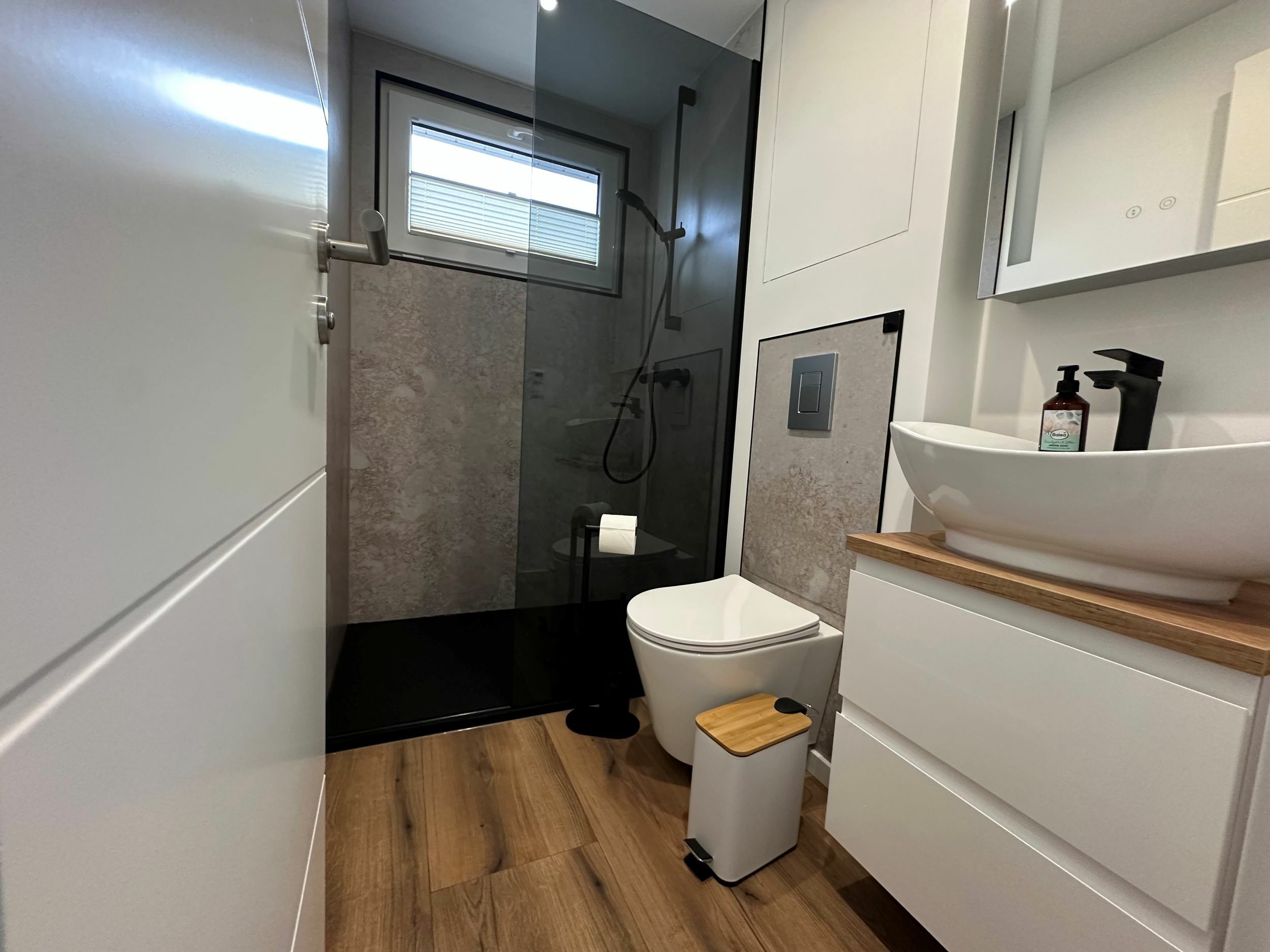 Mein Hausboot Luxury HB02 | Betty Lou