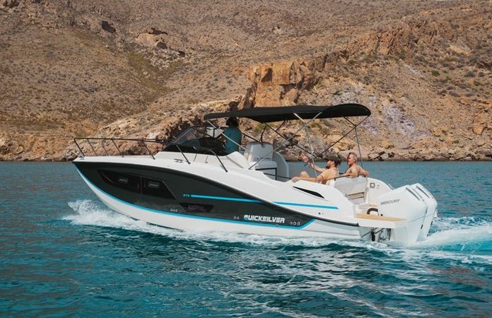 Quicksilver 875 | Atenea 1