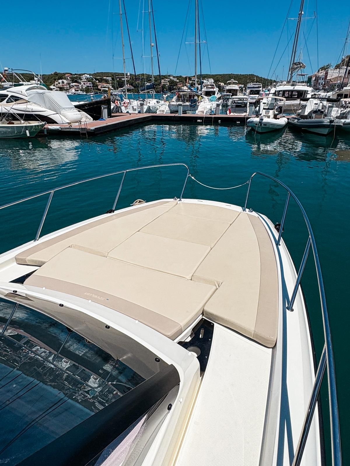 Quicksilver 875 | Atenea