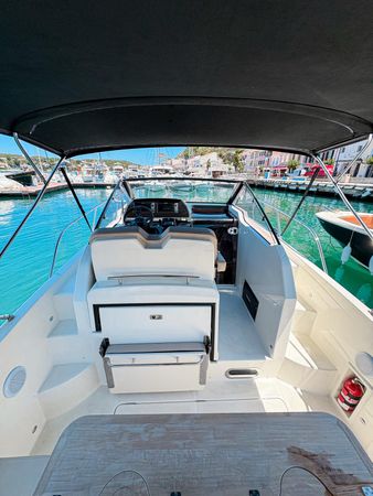 Quicksilver 875 | Atenea