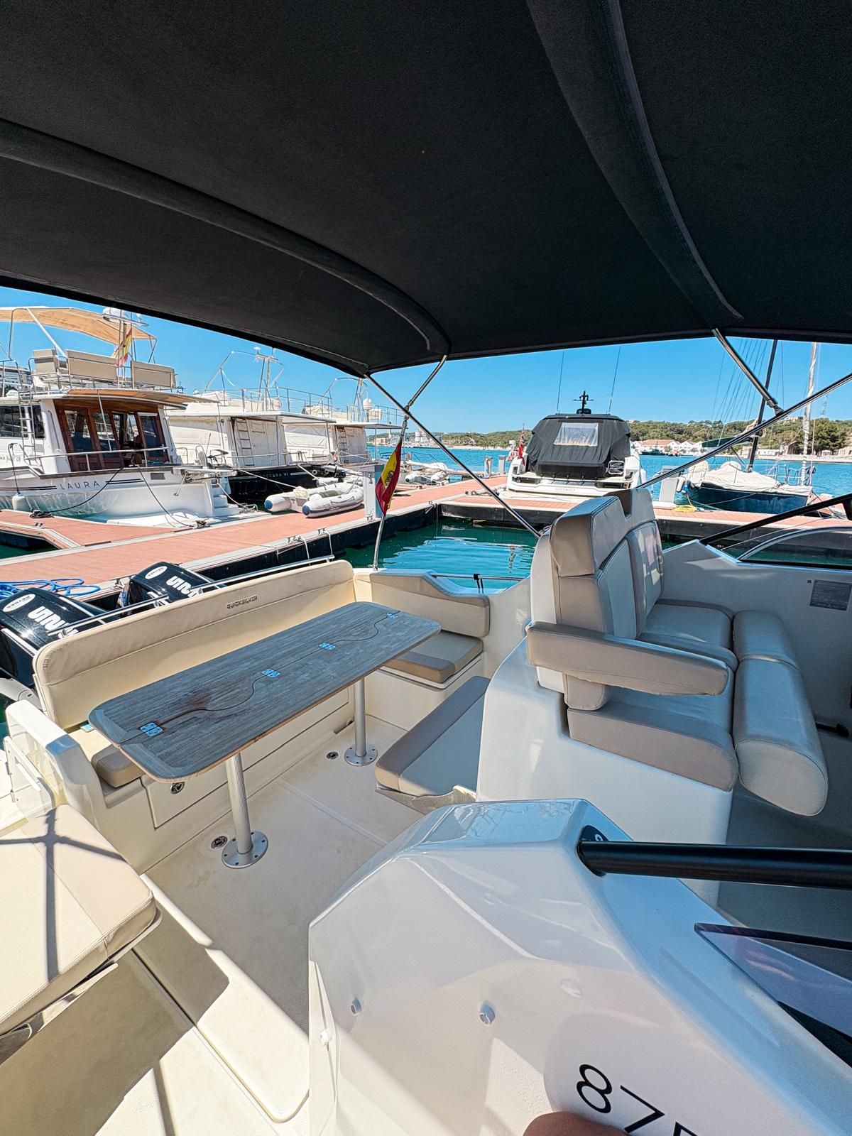 Quicksilver 875 | Atenea