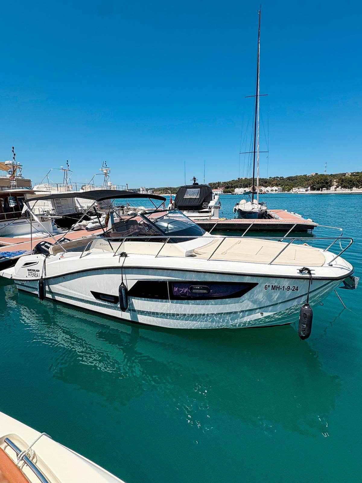 Quicksilver 875 | Atenea