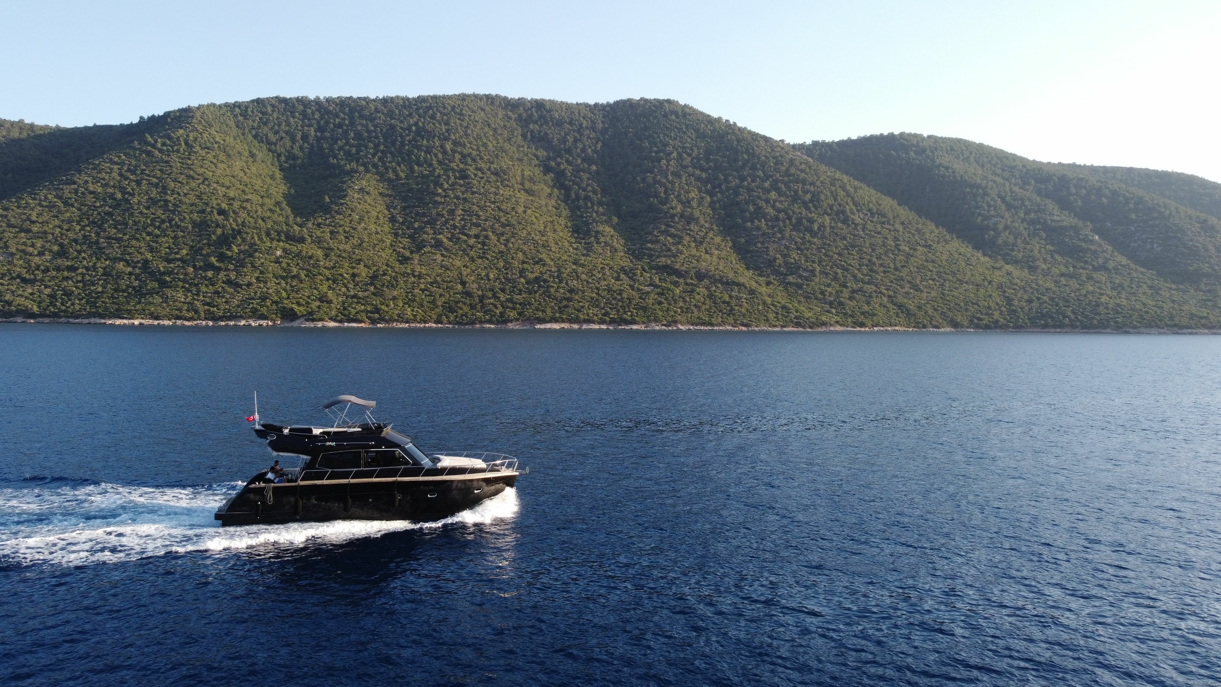 Custom Built 46 | Black