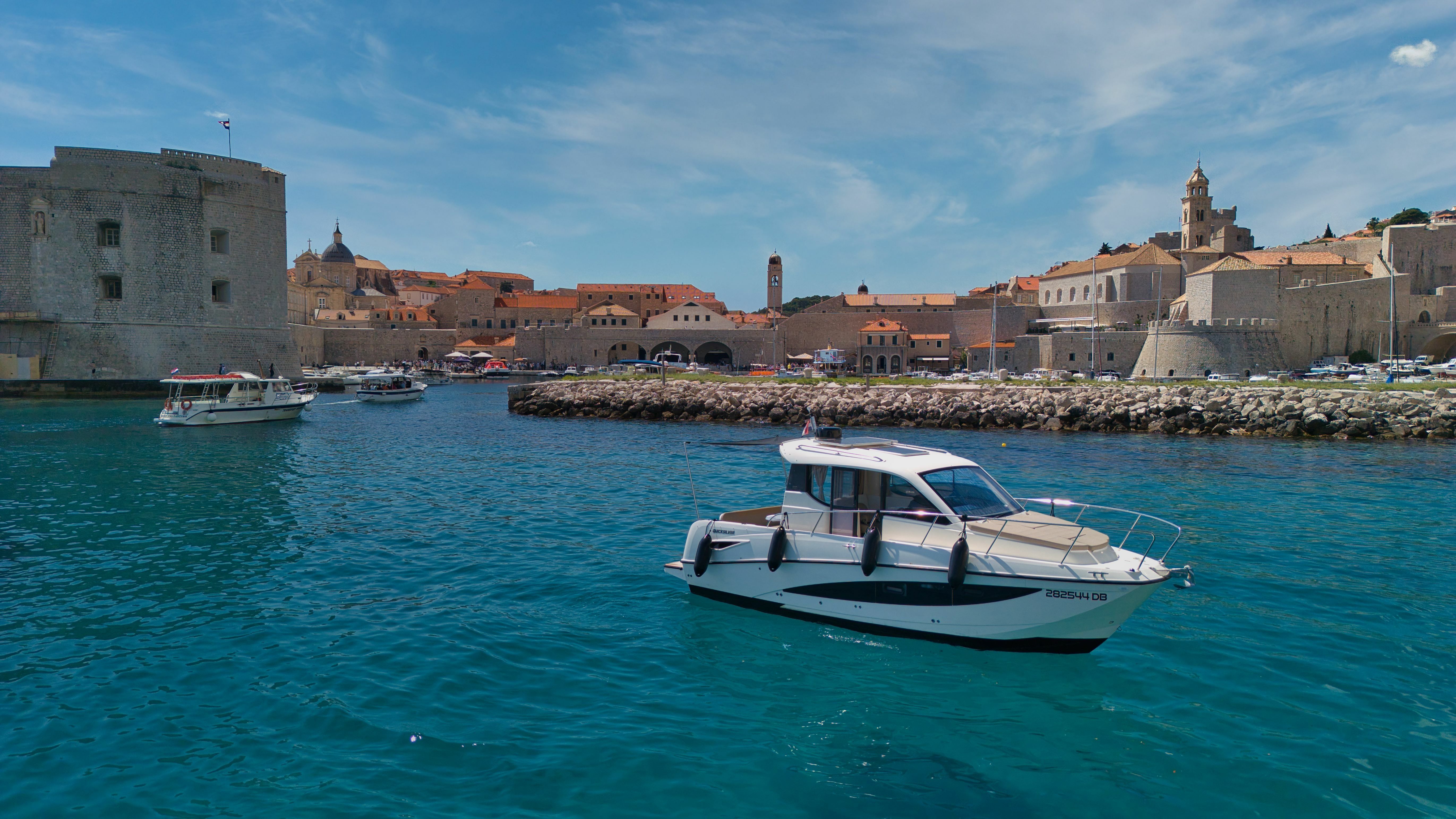 Quicksilver 905 | Lux Aeterna