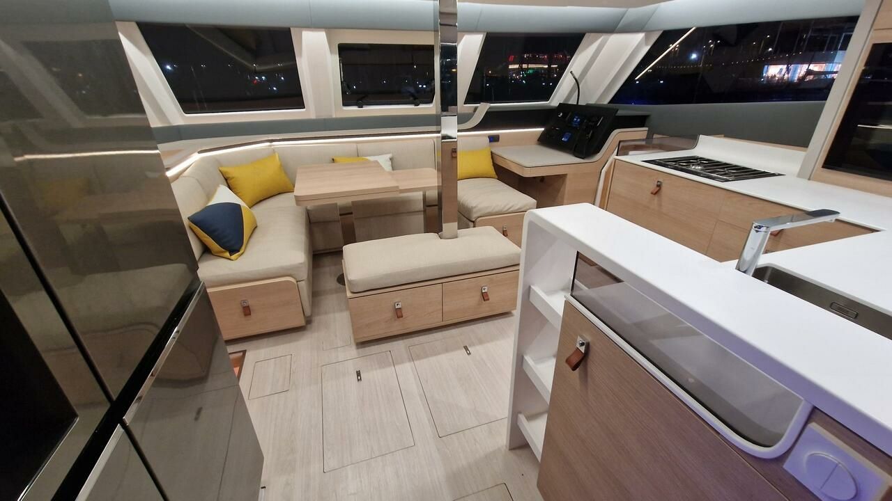 Aventura 45 | Art J