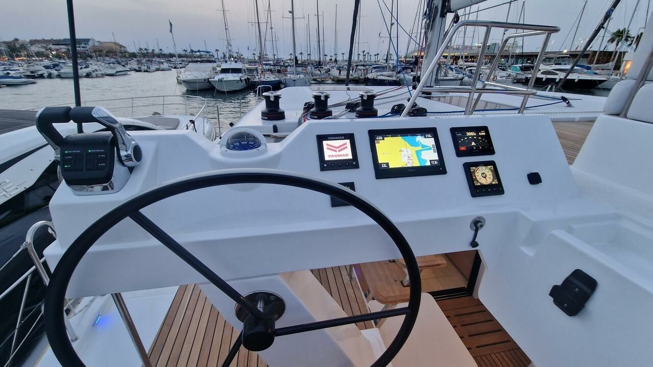 Aventura 45 | Art J