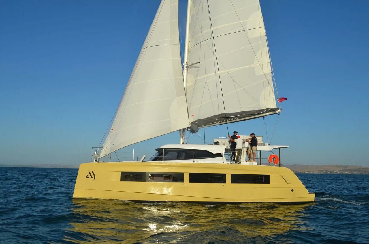 Aventura 45 | Art J