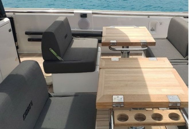 Fjord 44 | Iriza