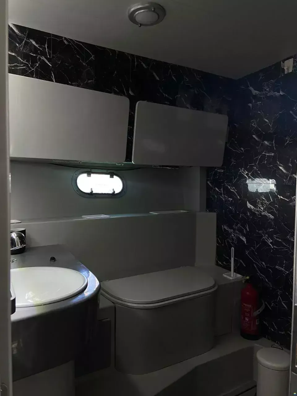 Comar 42 | She's Mine