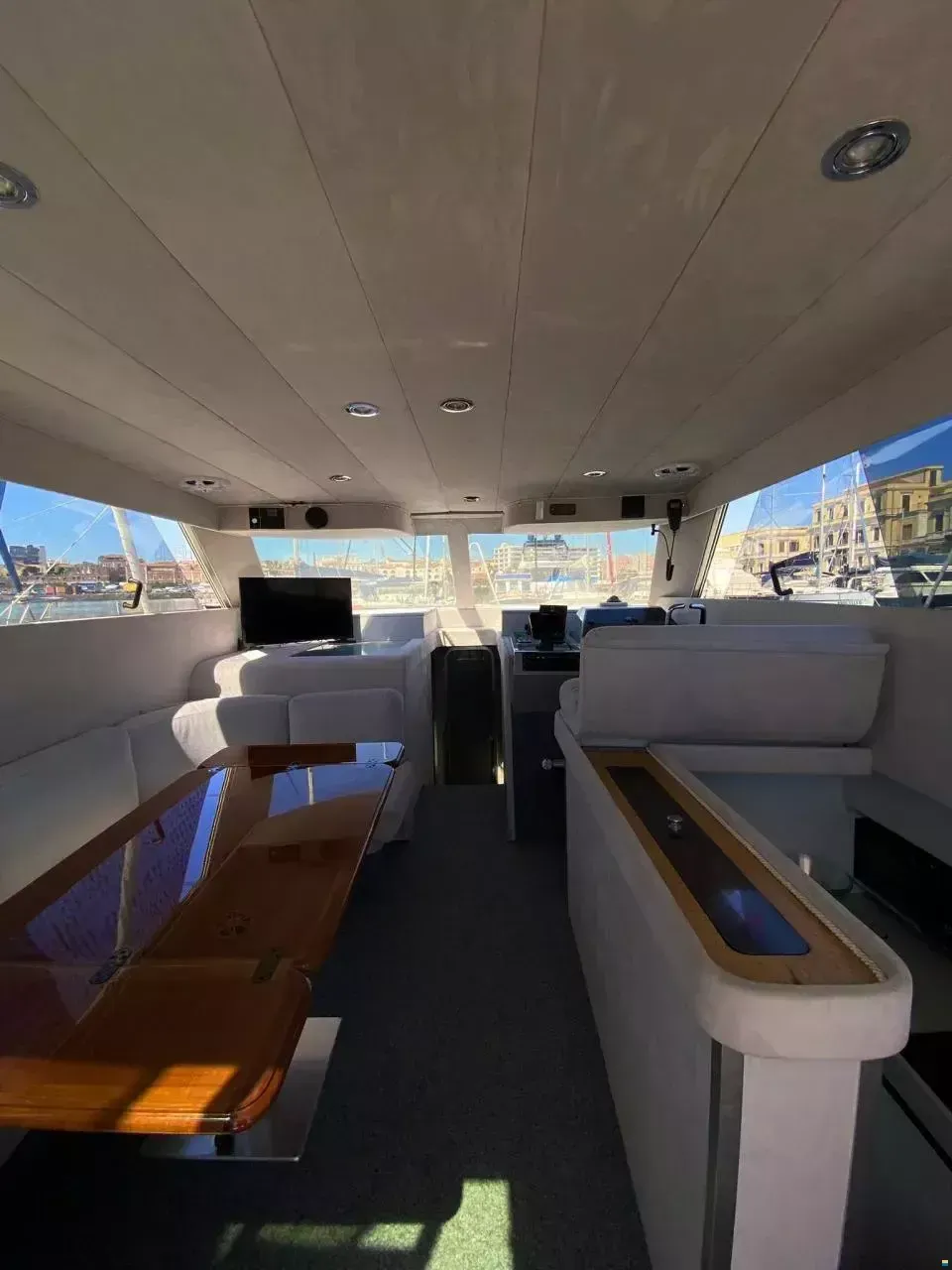 Comar 42 | She's Mine