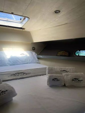 Comar 42 | She's Mine