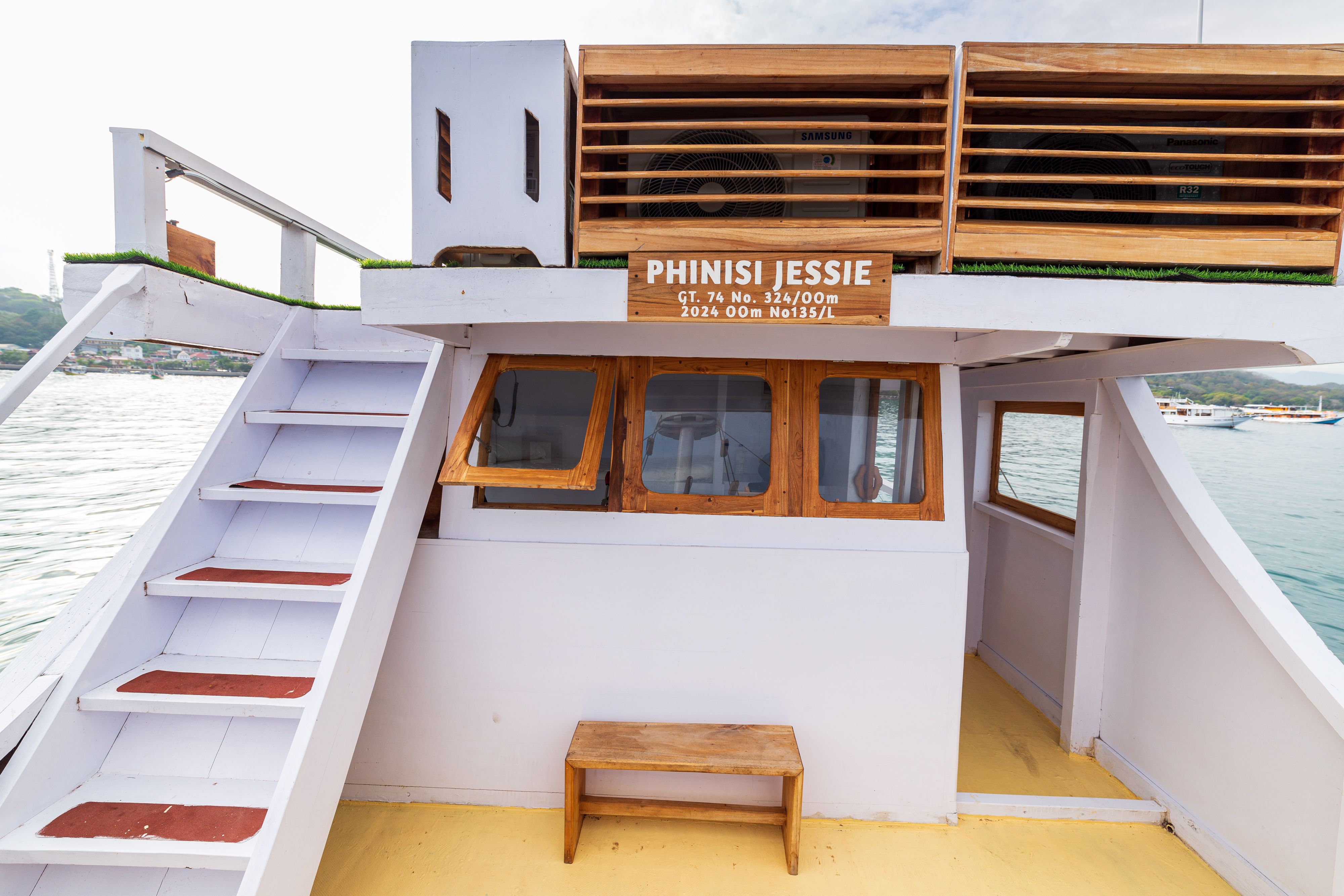 Custom Built 79 | Jessie