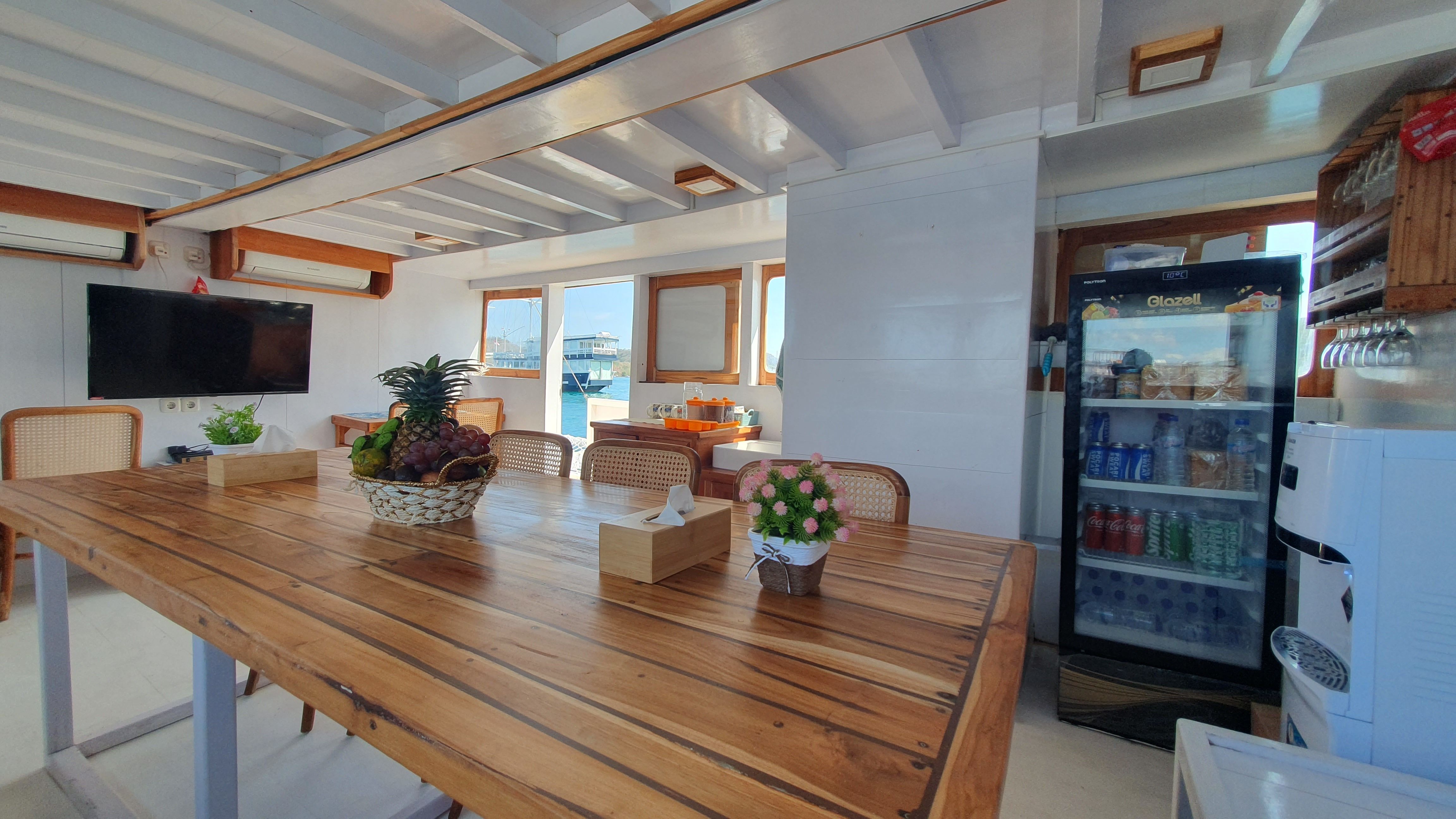 Custom Built 79 | Jessie