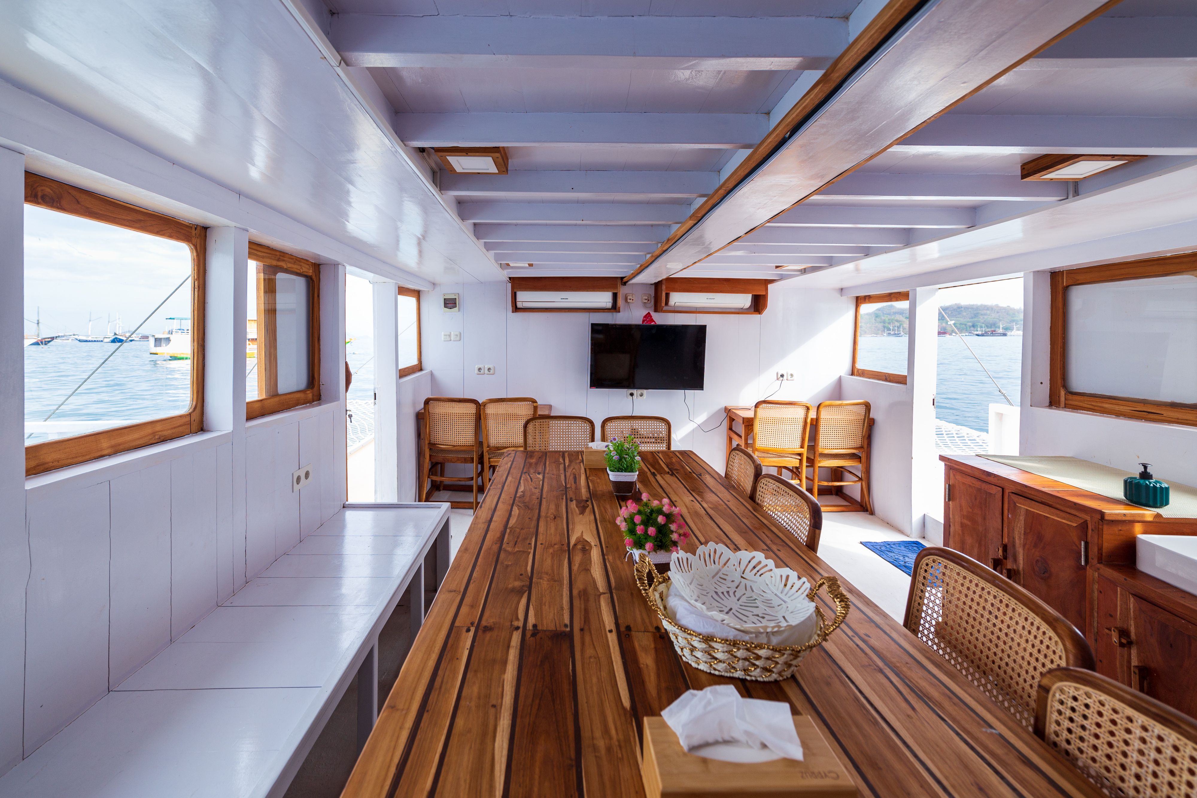 Custom Built 79 | Jessie