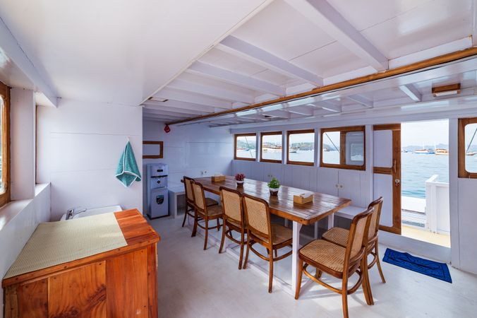 Custom Built 79 | Jessie