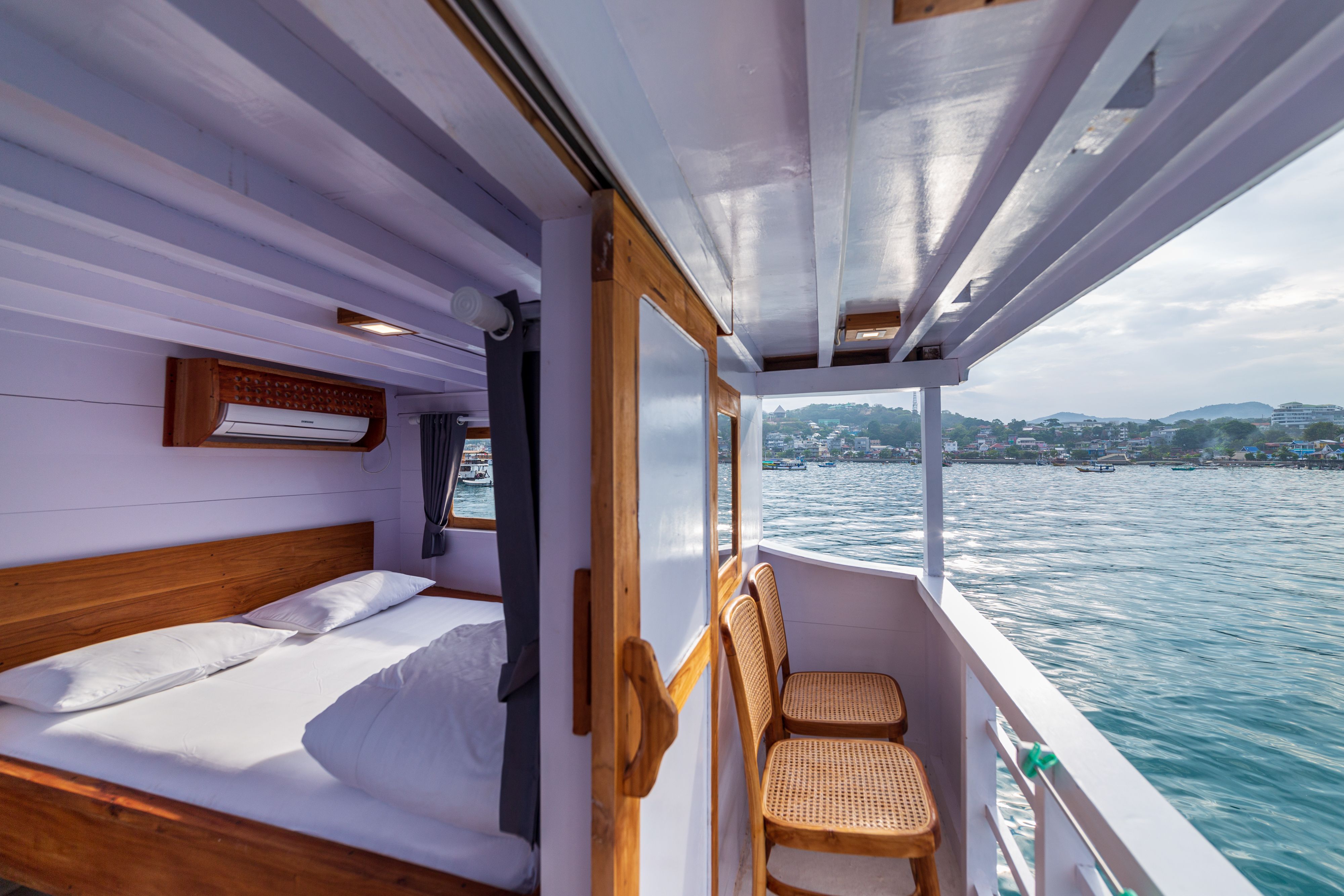 Custom Built 79 | Jessie