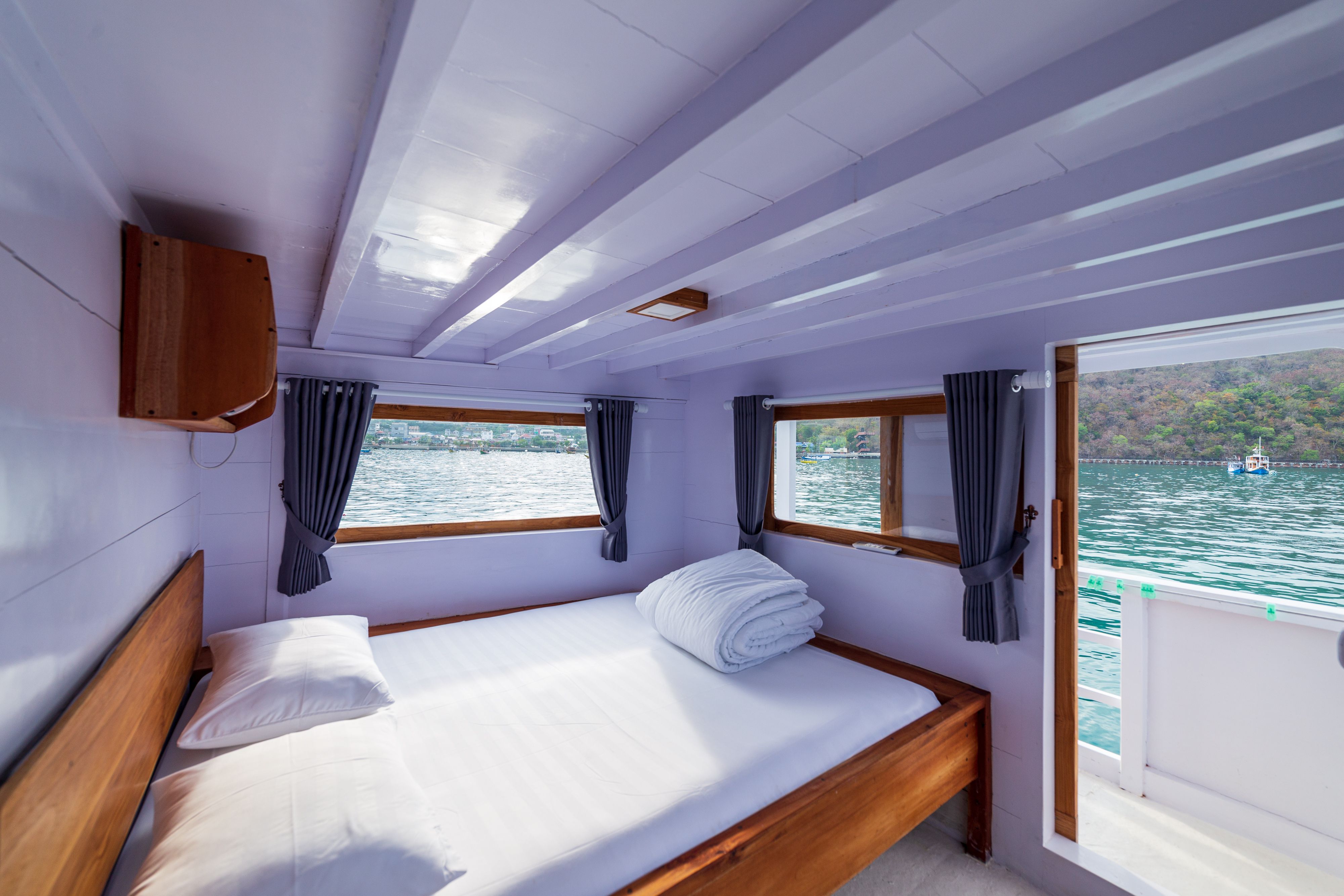 Custom Built 79 | Jessie