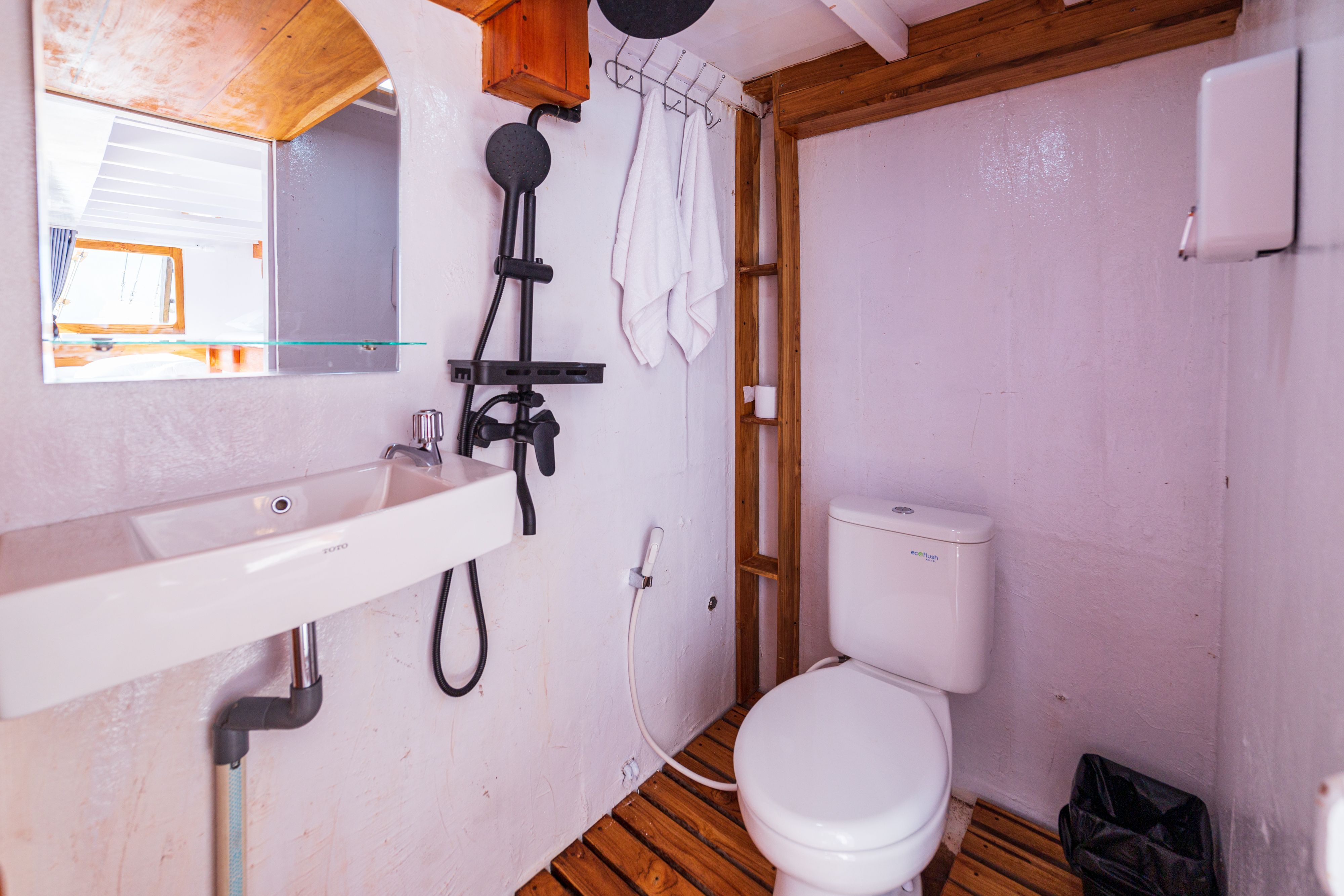 Custom Built 79 | Jessie