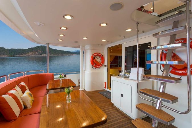 Westport 92 | Hotel California