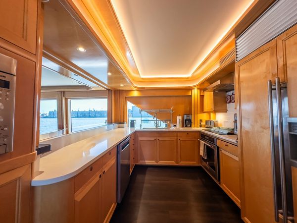 Westport 92 | Hotel California