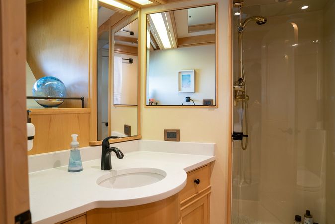 Westport 92 | Hotel California