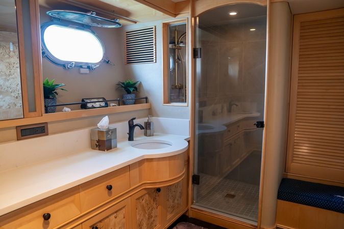 Westport 92 | Hotel California