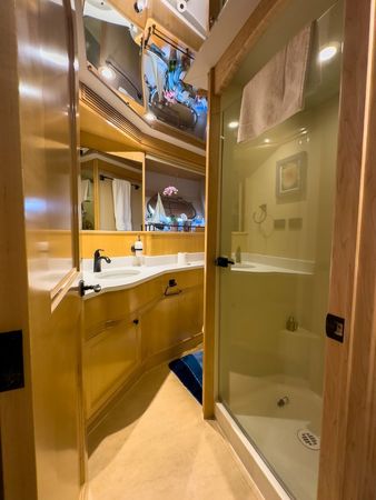 Westport 92 | Hotel California