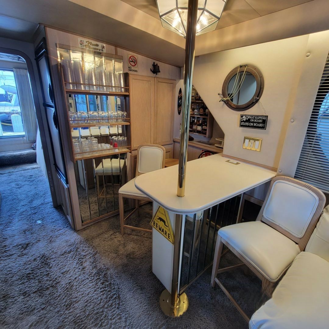 Bluewater 482 MY | Nauti Pleasure