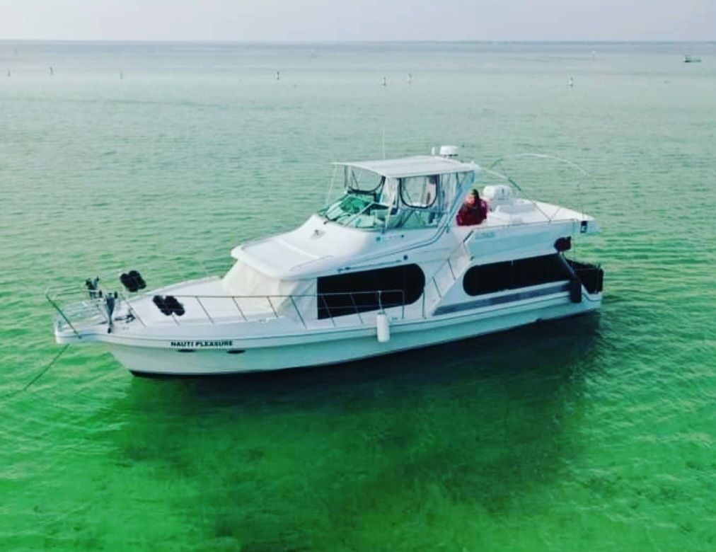 Bluewater 482 MY | Nauti Pleasure