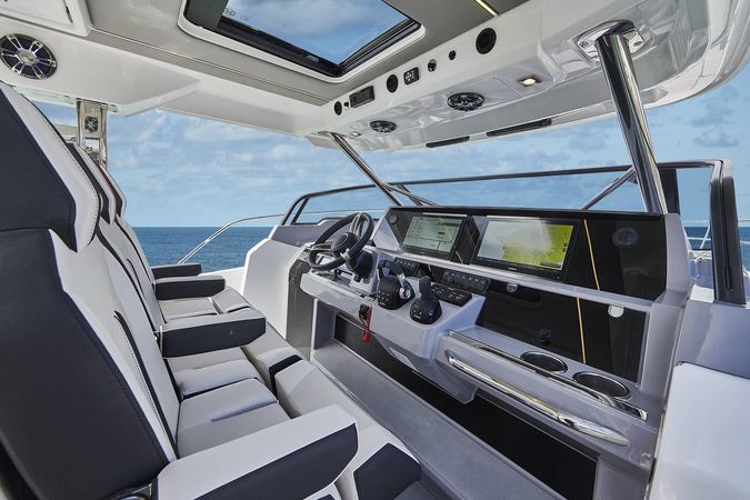 Jeanneau Cap Camarat 12.50 WA | Good Life
