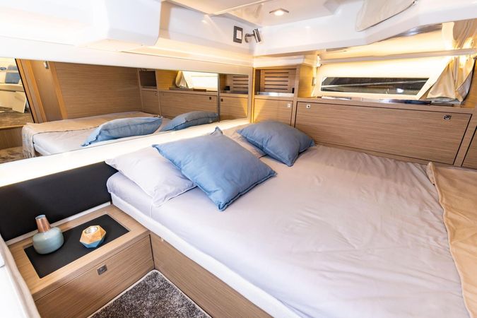 Jeanneau Cap Camarat 12.50 WA | Good Life