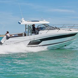 Jeanneau Cap Camarat 12.50 WA | Good Life