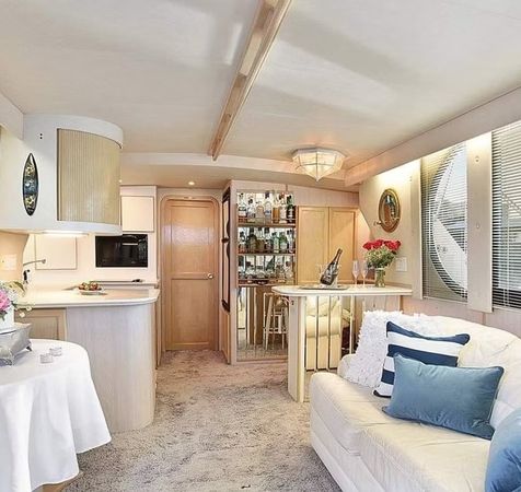 Bluewater 482 MY | Nauti Pleasure