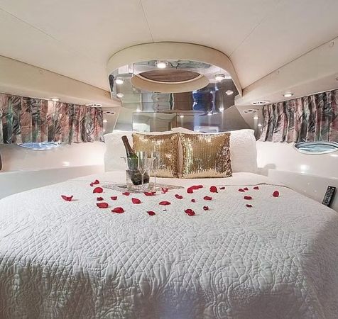 Bluewater 482 MY | Nauti Pleasure