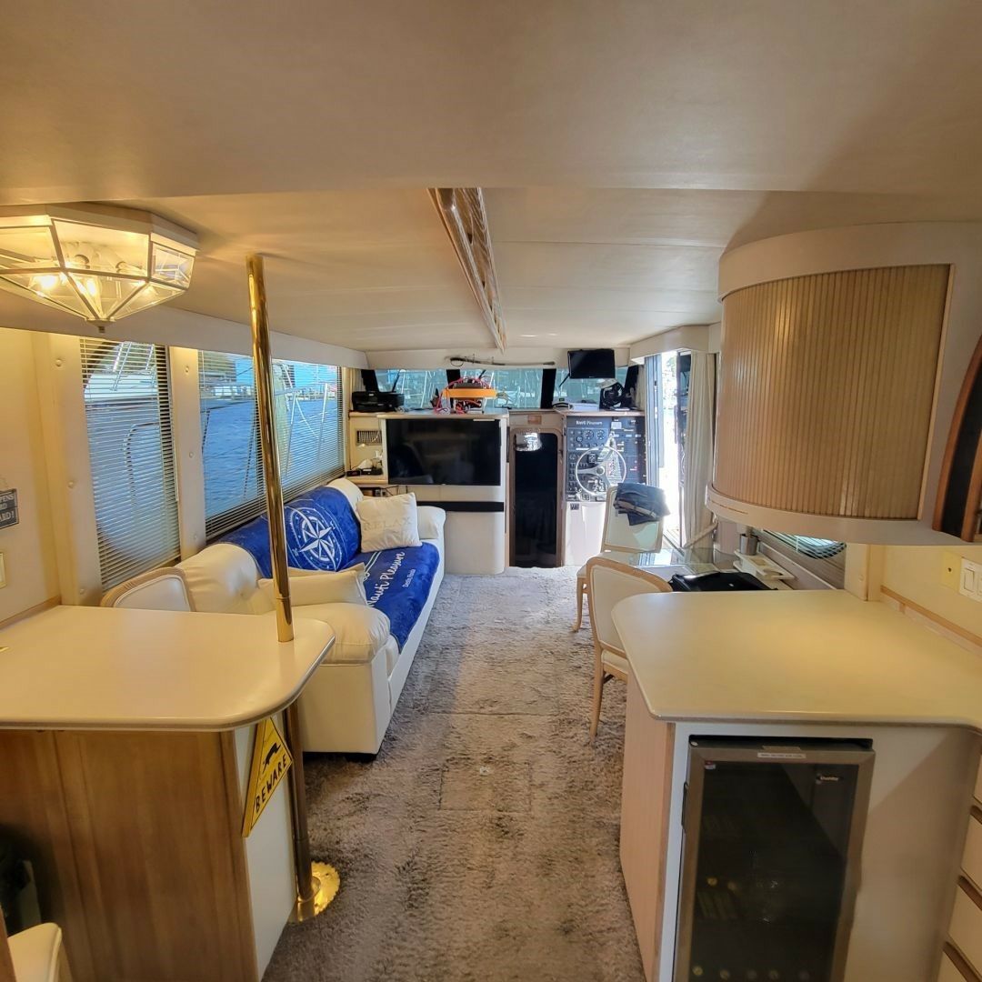 Bluewater 482 MY | Nauti Pleasure