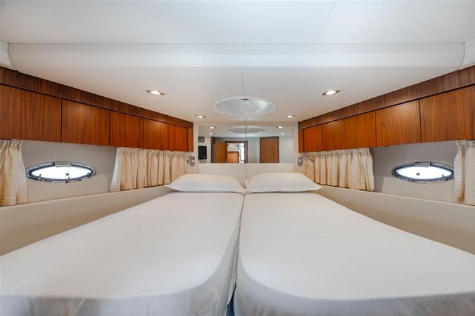 Sunseeker Portofino 48 | Open Seas