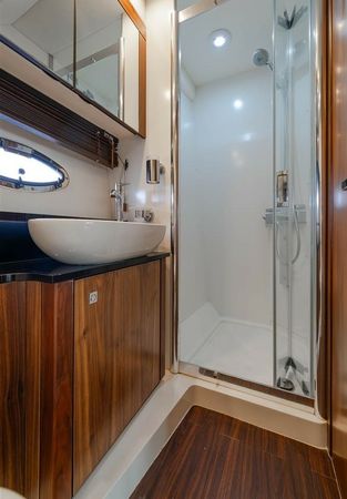 Sunseeker Portofino 48 | Open Seas