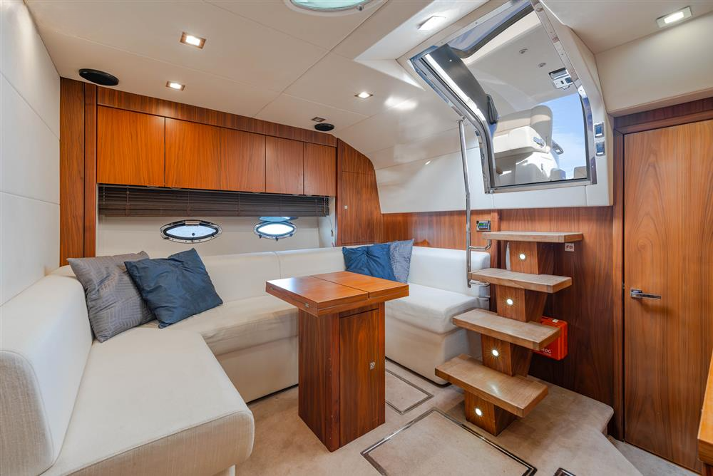 Sunseeker Portofino 48 | Open Seas