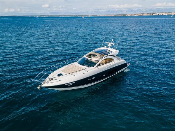 Sunseeker Portofino 48 | Open Seas