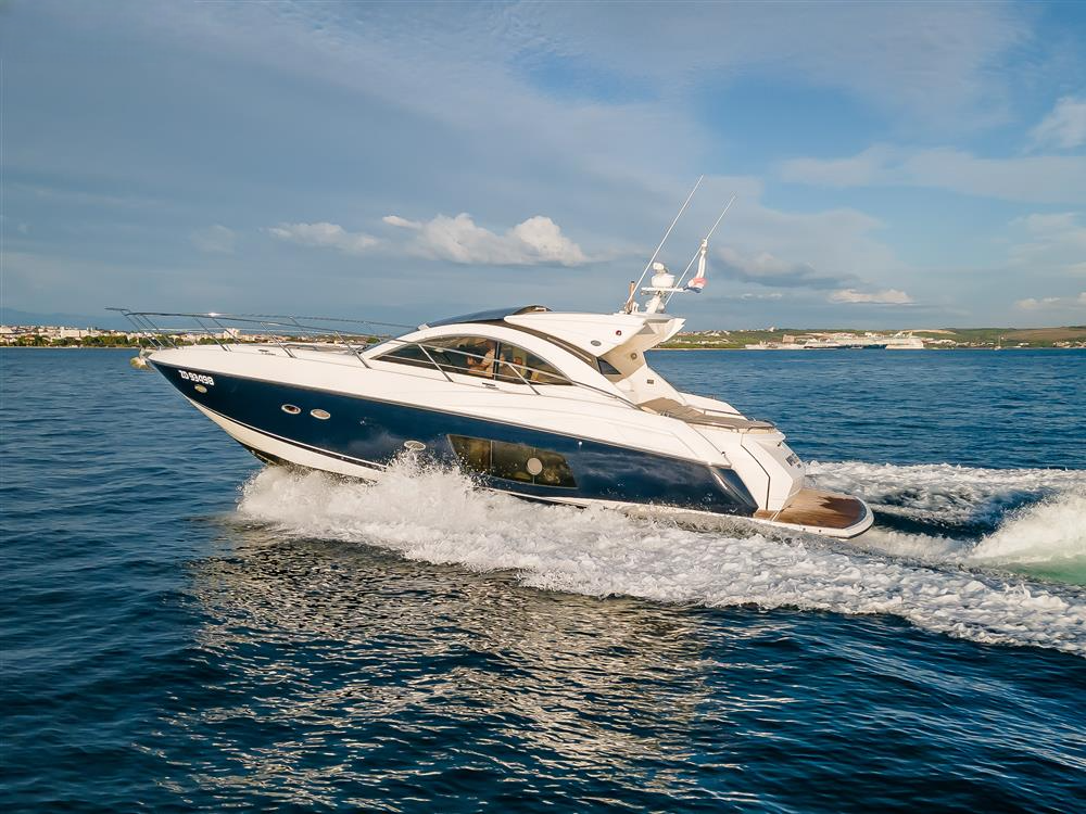 Sunseeker Portofino 48 | Open Seas
