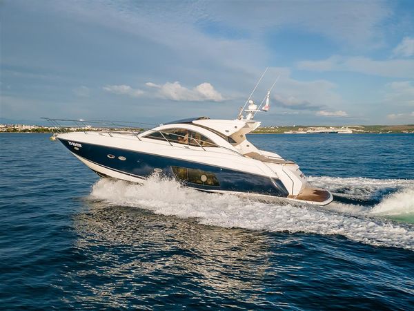 Sunseeker Portofino 48 | Open Seas