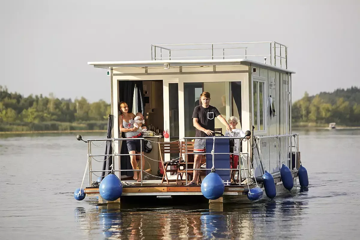 Febomobil 990 | 16-1 Hafendorf Muritz-Rechlin